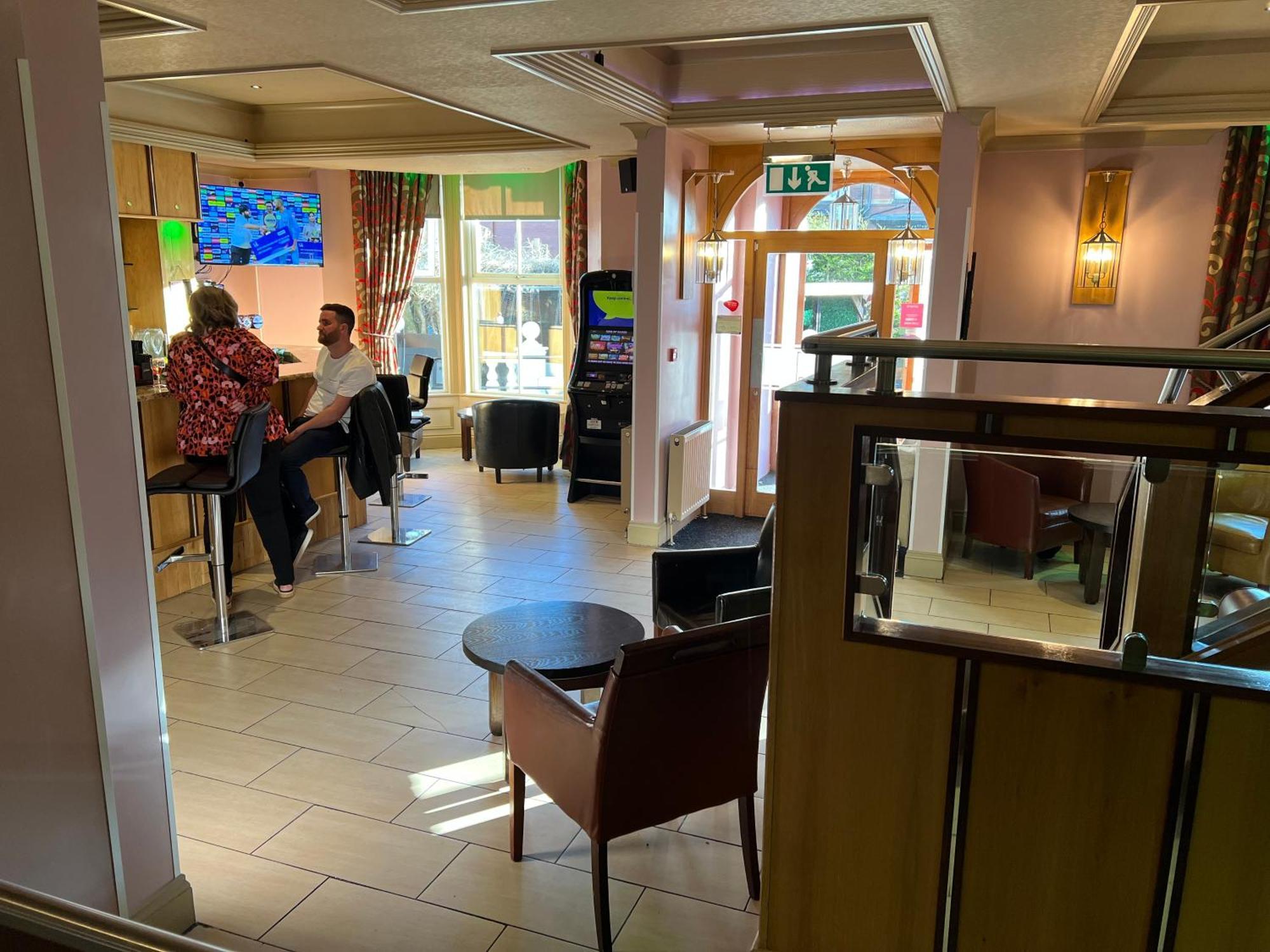 Southport Metro Hotel Dış mekan fotoğraf